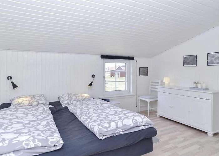 338-hvide-sande-lyngvig-havnevej-4 Feriehus *