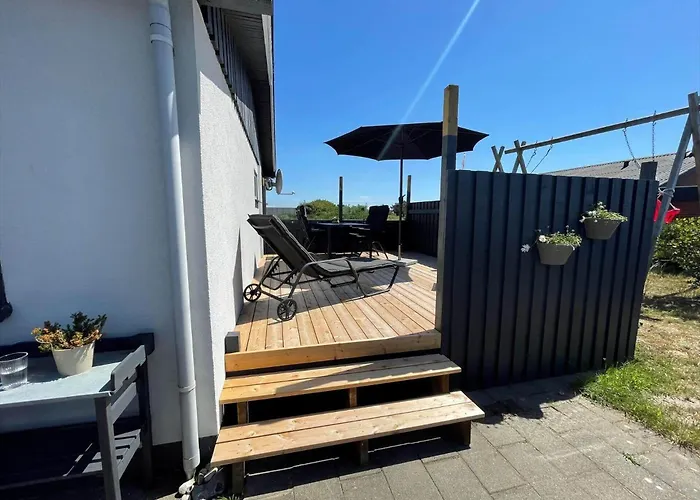 338-hvide-sande-lyngvig-havnevej-4 *